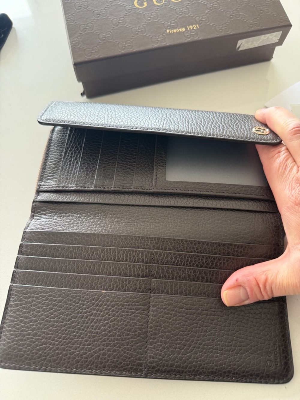 Gucci Dark Brown Pebbled Leather Continental Wallet with Gold Logo - Picture 2 of 3